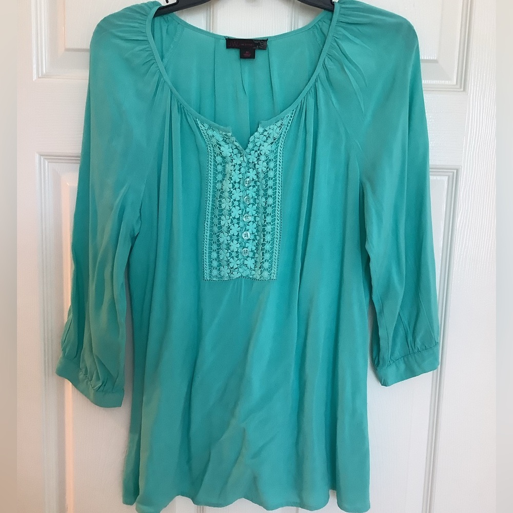 JW Style Mint Green Blouse Top Crochet Eyelet Lace Button 3/4 Sleeves M